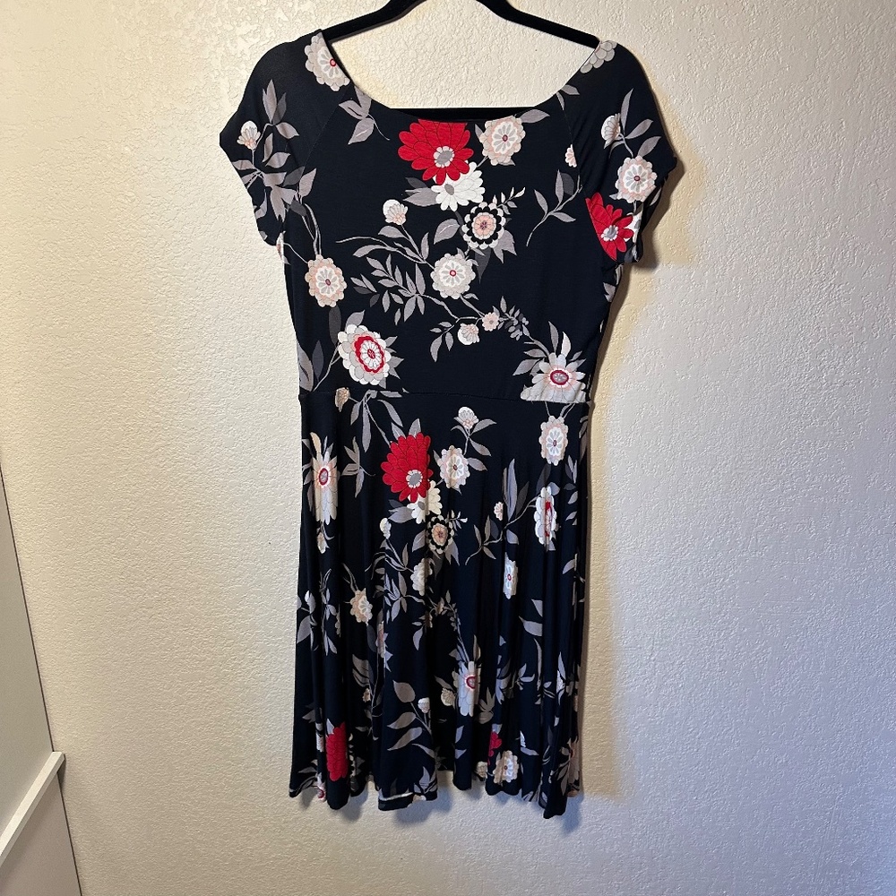 Ann Taylor LOFT Floral Fit & Flare Dress – Size‎ M - Picture 3 of 7